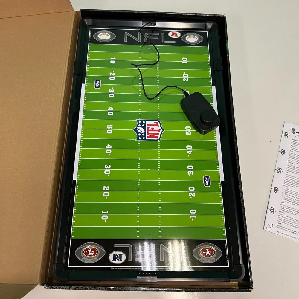 NFL Electric Football Game Field Tudor Games #9072